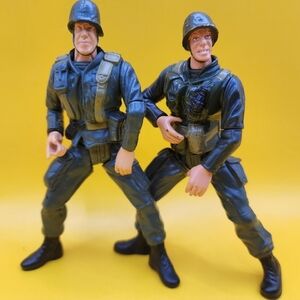 2 Grand Toy International Army Soldiers Figures GTI Military 5.5"